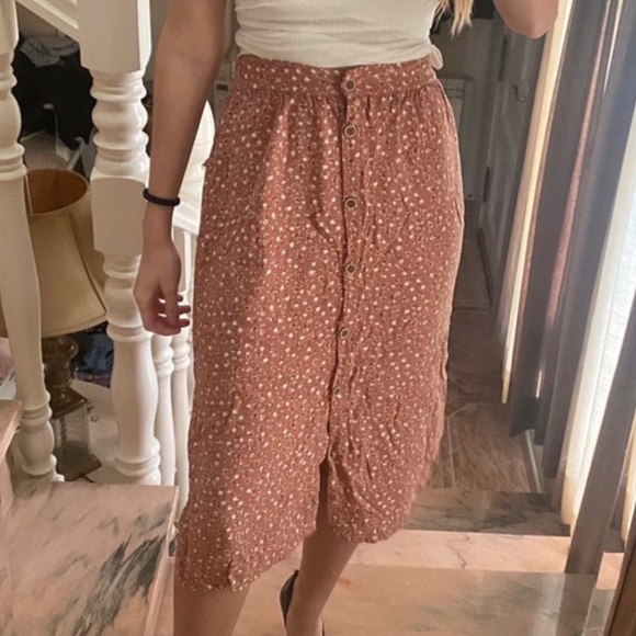 *SOLD*Midi floral skirt Pull & Bear - Picture 2 of 8